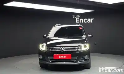 Volkswagen Tiguan 2016 2.0 Автомат в Москве № 199266, миниатюра 4