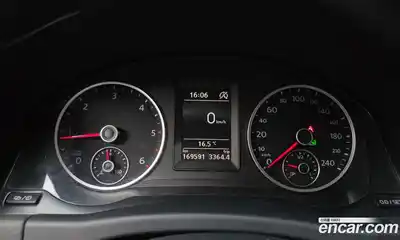 Volkswagen Tiguan 2016 2.0 Автомат в Москве № 199266, миниатюра 8