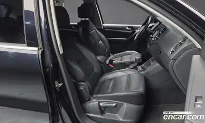 Volkswagen Tiguan 2016 2.0 Автомат в Москве № 199266, миниатюра 9