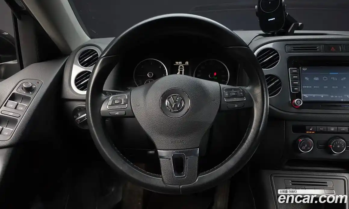 Volkswagen Tiguan 2016 2.0 Автомат в Москве № 199266, фото 10