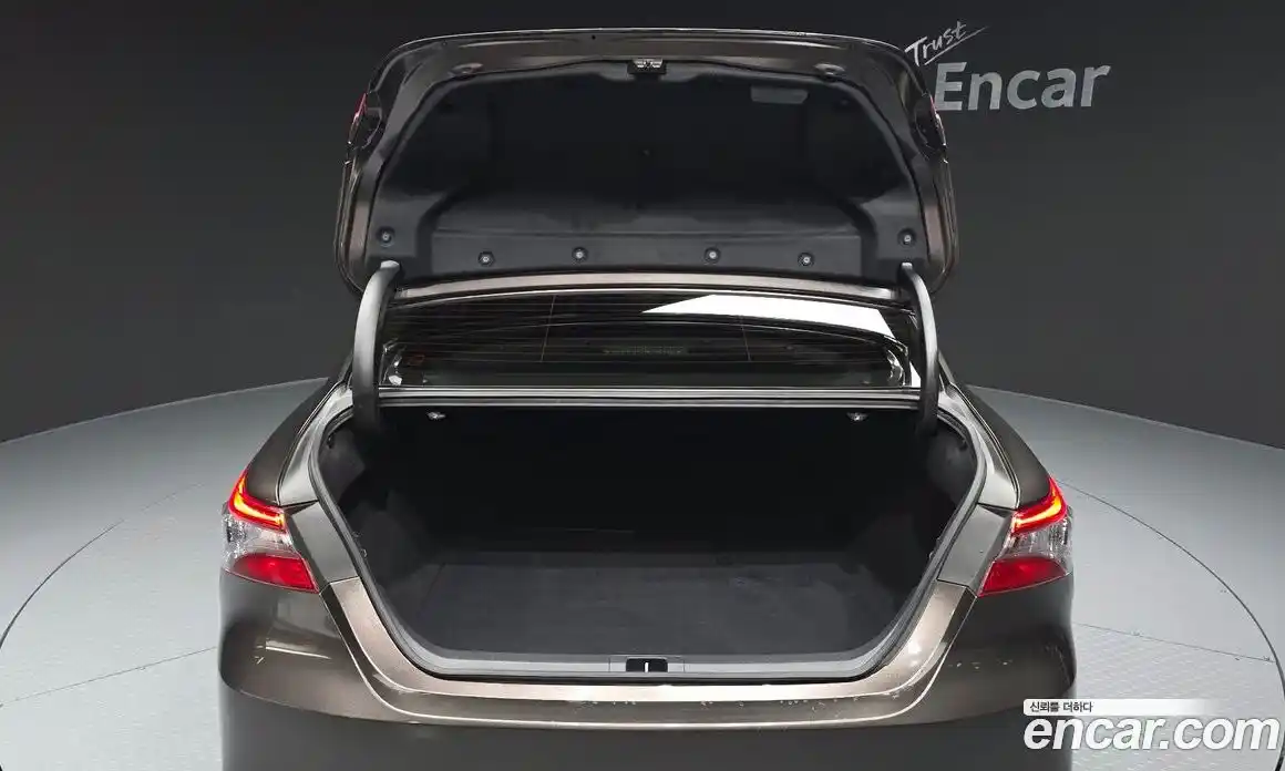 Toyota Camry 2022 2.5 Автомат в Москве № 199583, фото 20