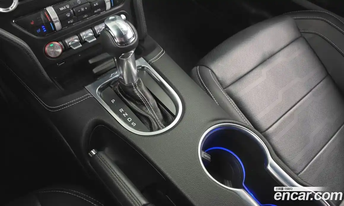 Ford Mustang 2023 2.3 Автомат в Москве № 199753, фото 9