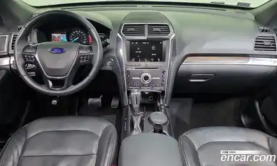 Ford Explorer 2018 2.3 Автомат в Москве № 199821, миниатюра 3