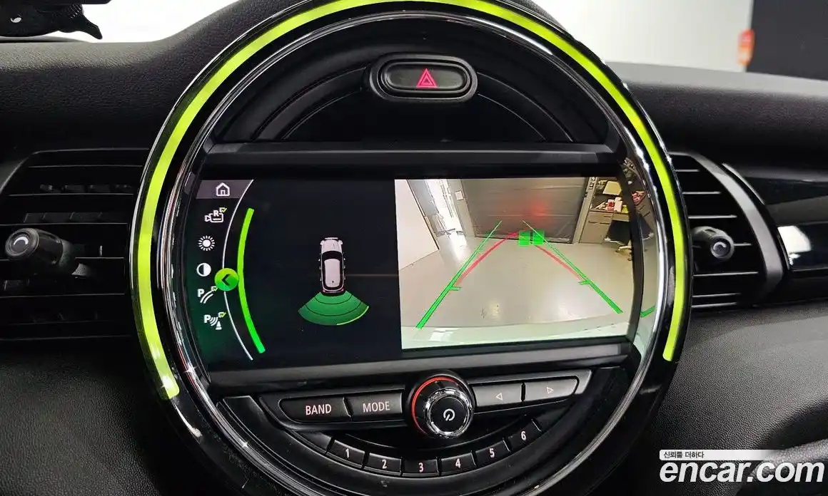 Mini Cooper 2020 1.5 Автомат в Москве № 200101, фото 15