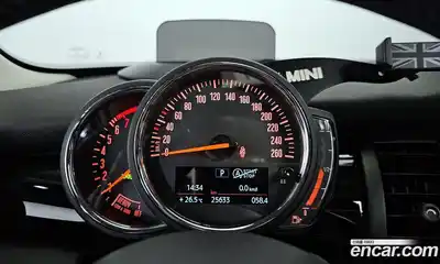 Mini Cooper 2020 1.5 Автомат в Москве № 200101, миниатюра 8