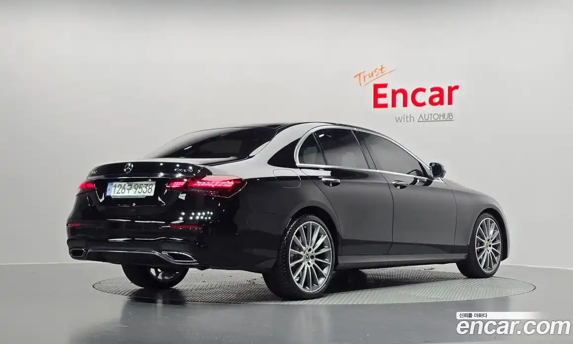 Mercedes-Benz E-Class 2022 2.0 Автомат в Москве № 204400, фото 10