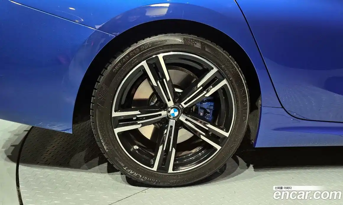 BMW 3-Series 2023 2.0 Автомат в Москве № 210715, фото 3