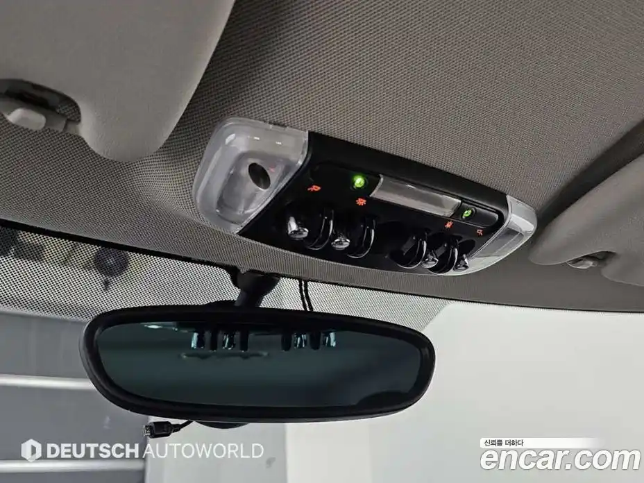 Mini Cooper 2015 1.5 Автомат в Москве № 211059, фото 19