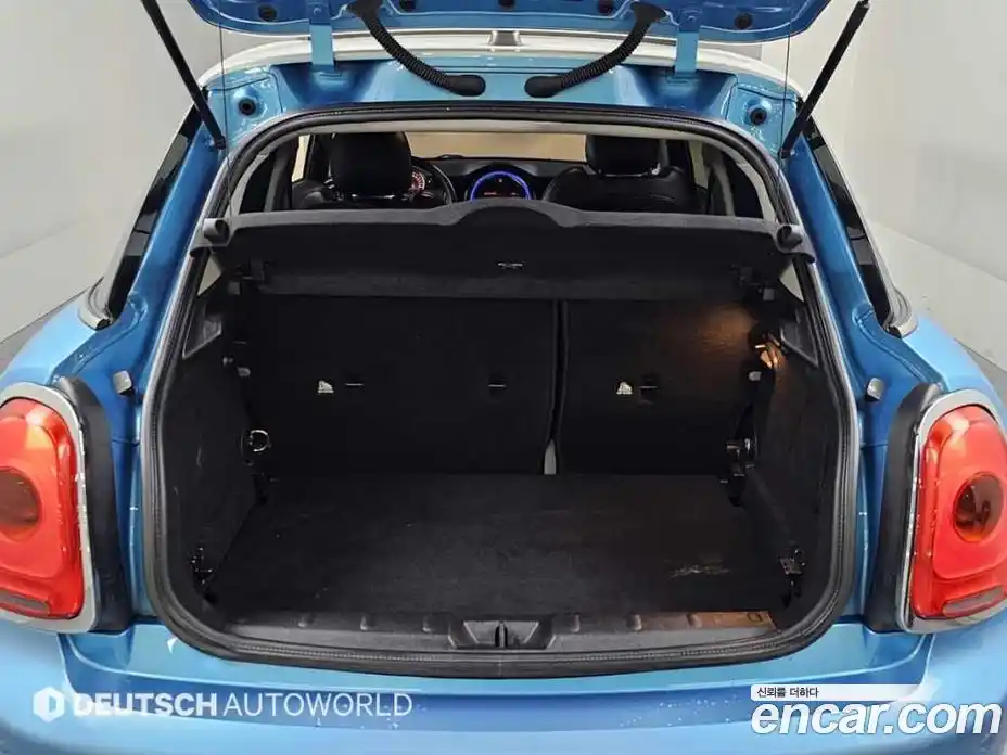 Mini Cooper 2015 1.5 Автомат в Москве № 211059, фото 20