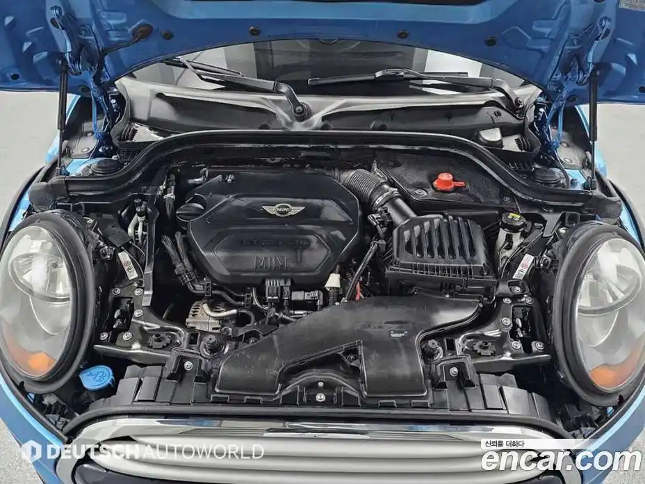 Mini Cooper 2015 1.5 Автомат в Москве № 211059, фото 6