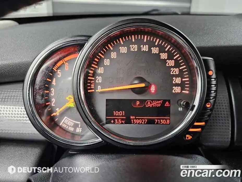 Mini Cooper 2015 1.5 Автомат в Москве № 211059, фото 8