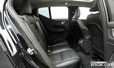 Volvo XC40 2023 2.0 Автомат в Москве № 212796, миниатюра 3