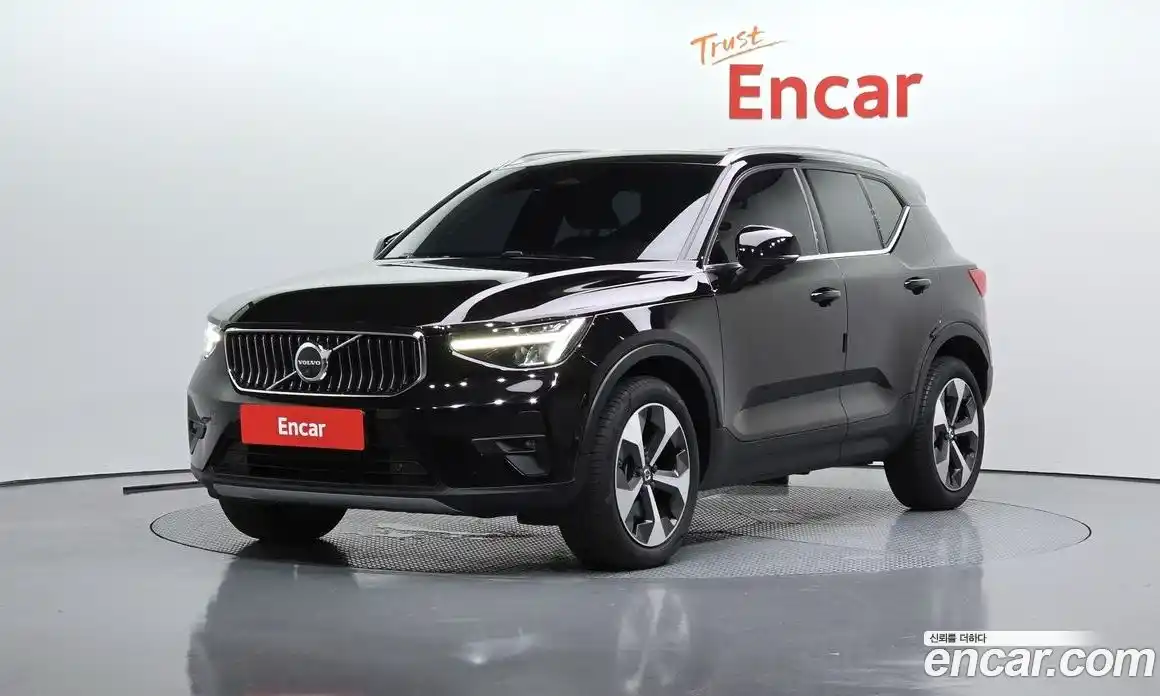 Volvo XC40 2023 2.0 Автомат в Москве № 212796, фото 9