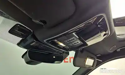 Land Rover Range-Rover Velar 2023 2.0 Автомат в Москве № 213441, миниатюра 6