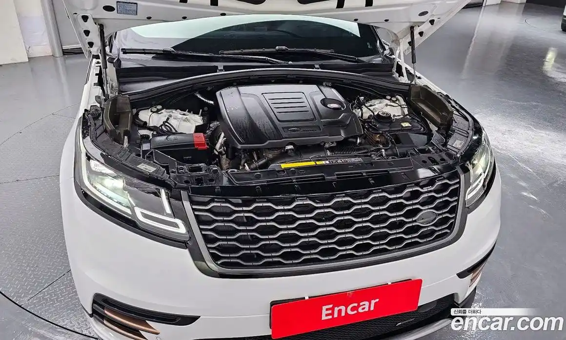 Land Rover Range-Rover Velar 2023 2.0 Автомат в Москве № 213441, фото 7