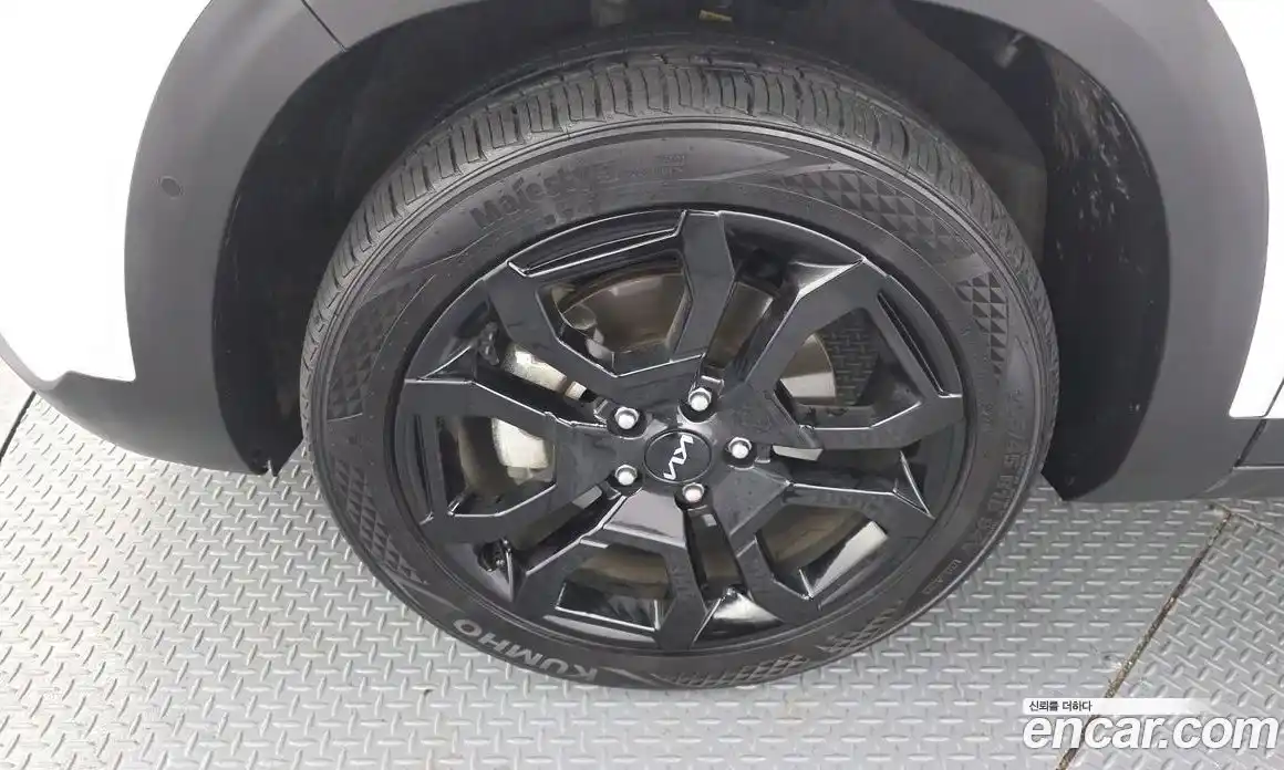 Kia Seltos 2024 1.6 Автомат в Москве № 21382, фото 5