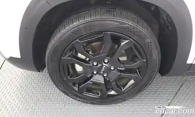 Kia Seltos 2024 1.6 Автомат в Москве № 21382, миниатюра 5