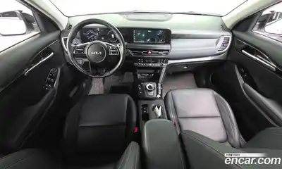 Kia Seltos 2024 1.6 Автомат в Москве № 21382, миниатюра 7