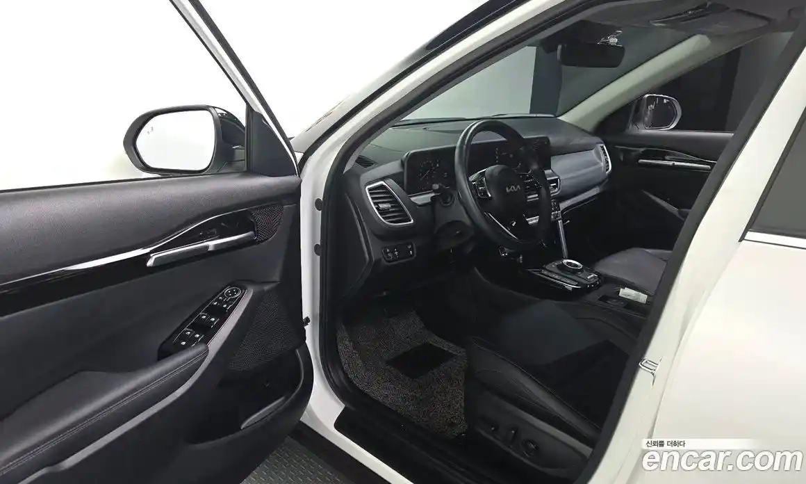 Kia Seltos 2024 1.6 Автомат в Москве № 21382, фото 10