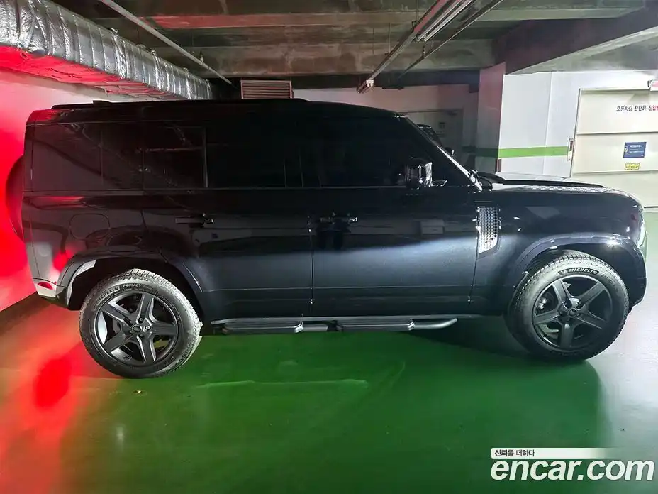 Land Rover Defender 2025 2.0 Автомат в Москве № 213869, фото 3