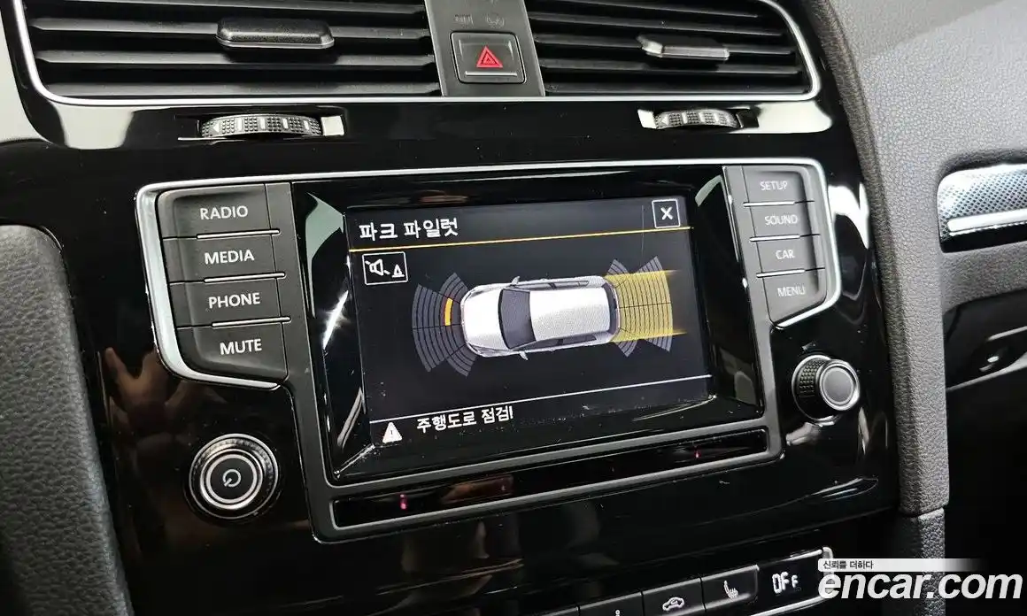 Volkswagen Golf 2015 2.0 Автомат в Москве № 215323, фото 15