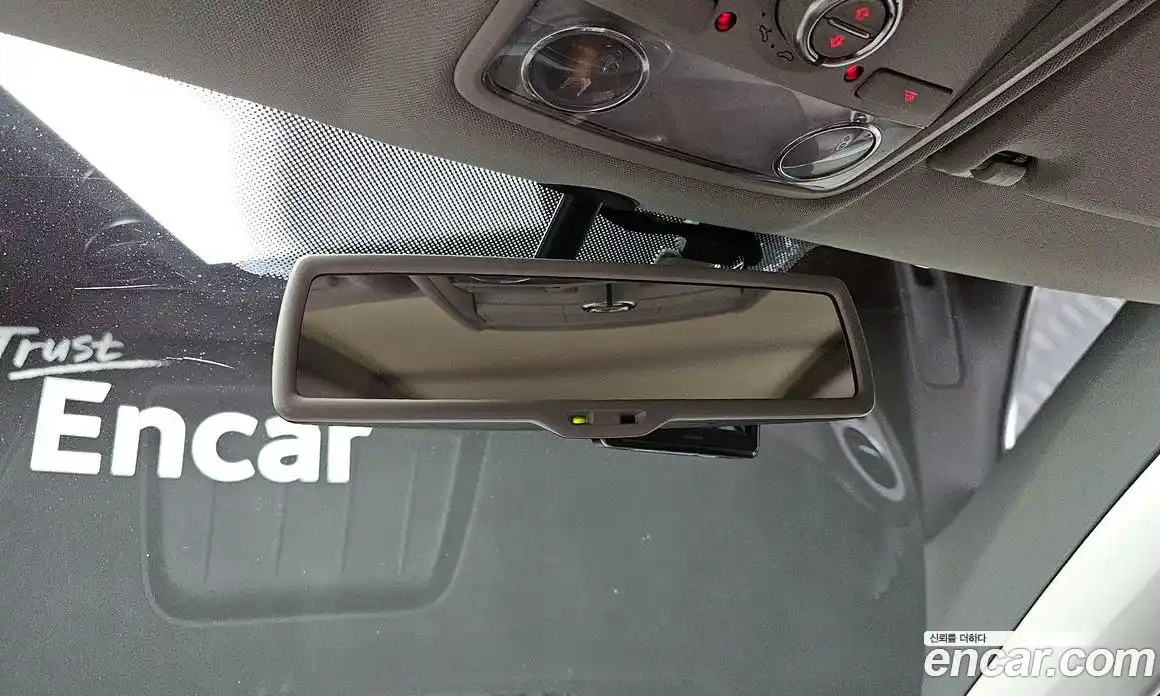 Volkswagen Tiguan 2015 2.0 Автомат в Москве № 215352, фото 18