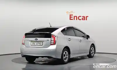 Toyota Prius 2013 1.8 Автомат в Москве № 215534, миниатюра 2