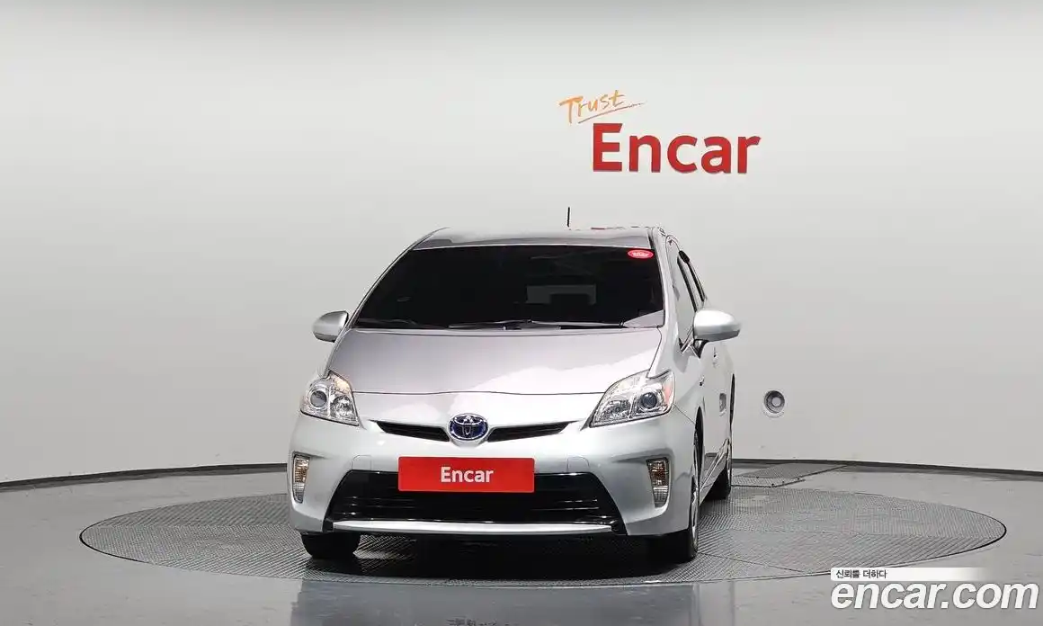 Toyota Prius 2013 1.8 Автомат в Москве № 215534, фото 3