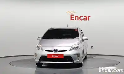 Toyota Prius 2013 1.8 Автомат в Москве № 215534, миниатюра 3