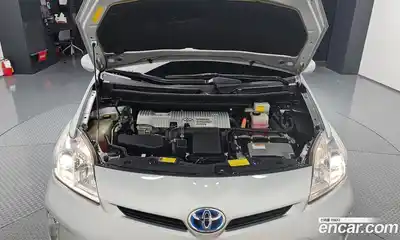 Toyota Prius 2013 1.8 Автомат в Москве № 215534, миниатюра 6