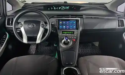 Toyota Prius 2013 1.8 Автомат в Москве № 215534, миниатюра 7