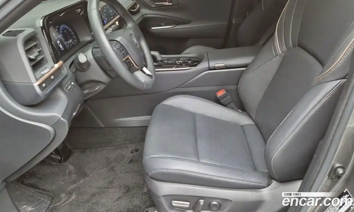 Toyota Crown 2025 2.5 Автомат в Москве № 215601, фото 9