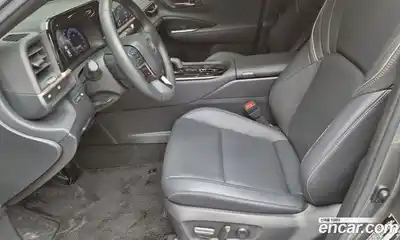 Toyota Crown 2025 2.5 Автомат в Москве № 215601, миниатюра 9