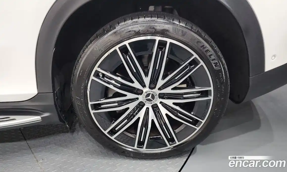 Mercedes-Benz EQE 2023 0.3 Автомат в Москве № 222952, фото 16