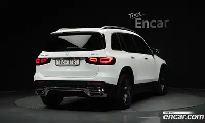 Mercedes-Benz GLB-Class, 2023