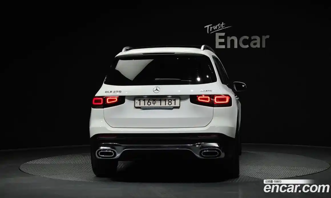 Mercedes-Benz GLB-Class 2023 2.0 Автомат в Москве № 223120, фото 16