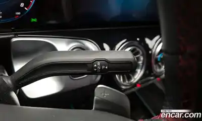 Mercedes-Benz GLB-Class 2023 2.0 Автомат в Москве № 223120, миниатюра 6