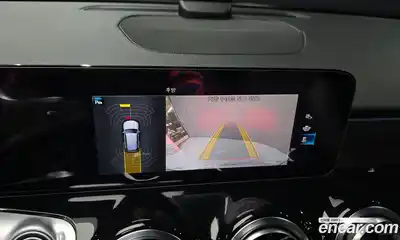 Mercedes-Benz GLB-Class 2023 2.0 Автомат в Москве № 223120, миниатюра 7