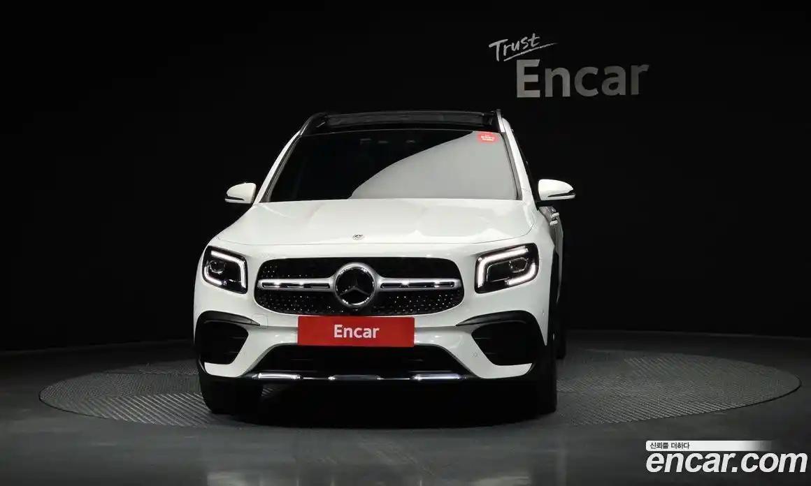 Mercedes-Benz GLB-Class 2023 2.0 Автомат в Москве № 223120, фото 9