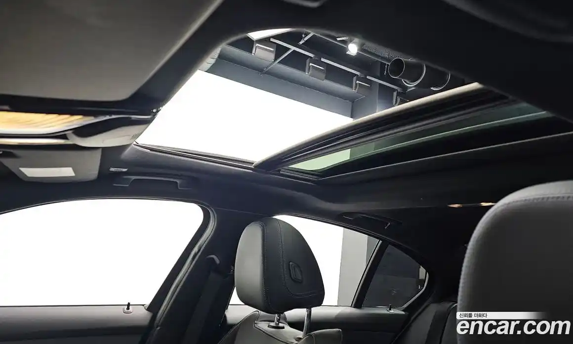 BMW 3-Series 2022 2.0 Автомат в Москве № 228308, фото 3