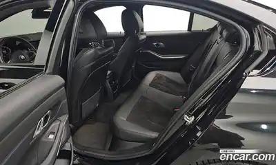 BMW 3-Series 2022 2.0 Автомат в Москве № 228308, миниатюра 8