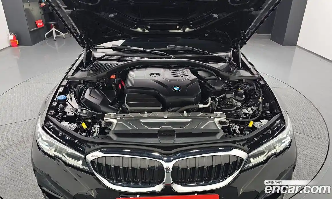 BMW 3-Series 2022 2.0 Автомат в Москве № 228308, фото 9