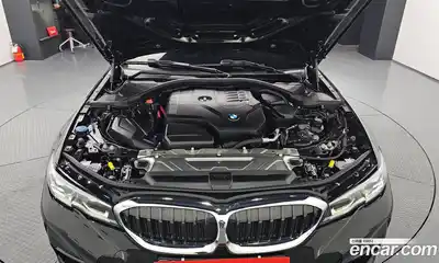 BMW 3-Series 2022 2.0 Автомат в Москве № 228308, миниатюра 9