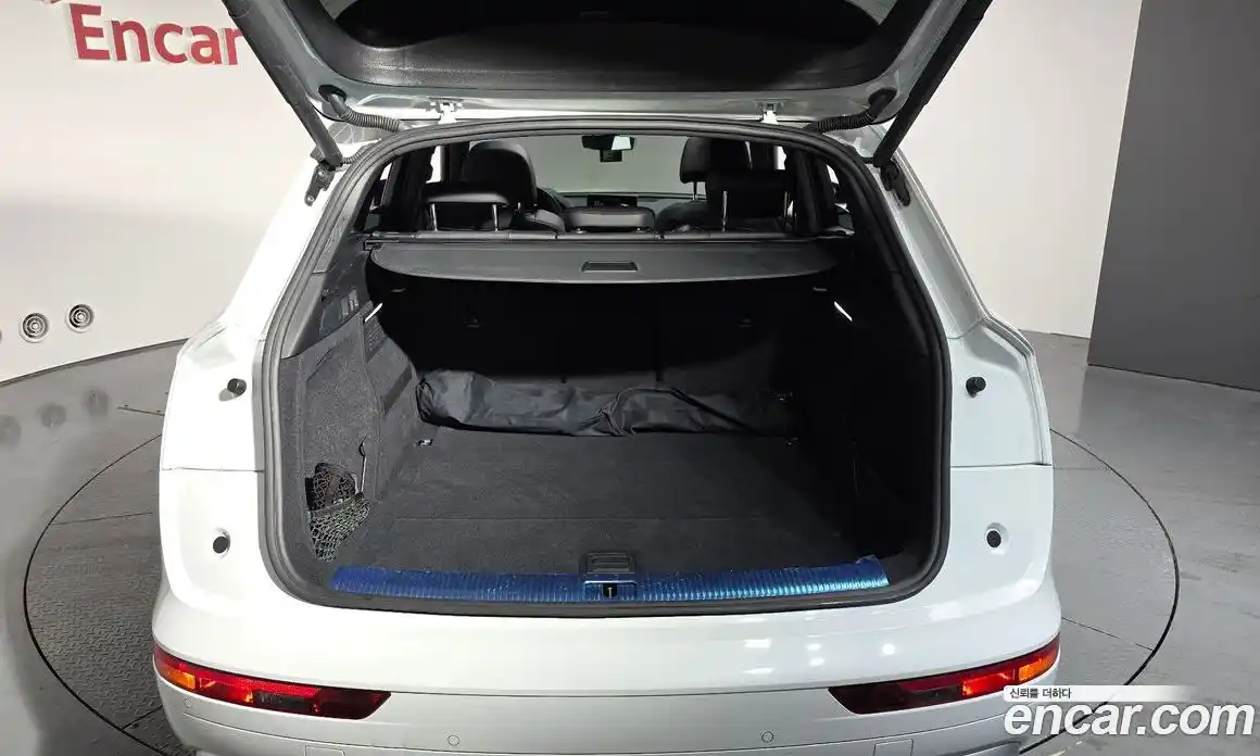 Audi Q5 2020 2.0 Автомат в Москве № 229851, фото 12