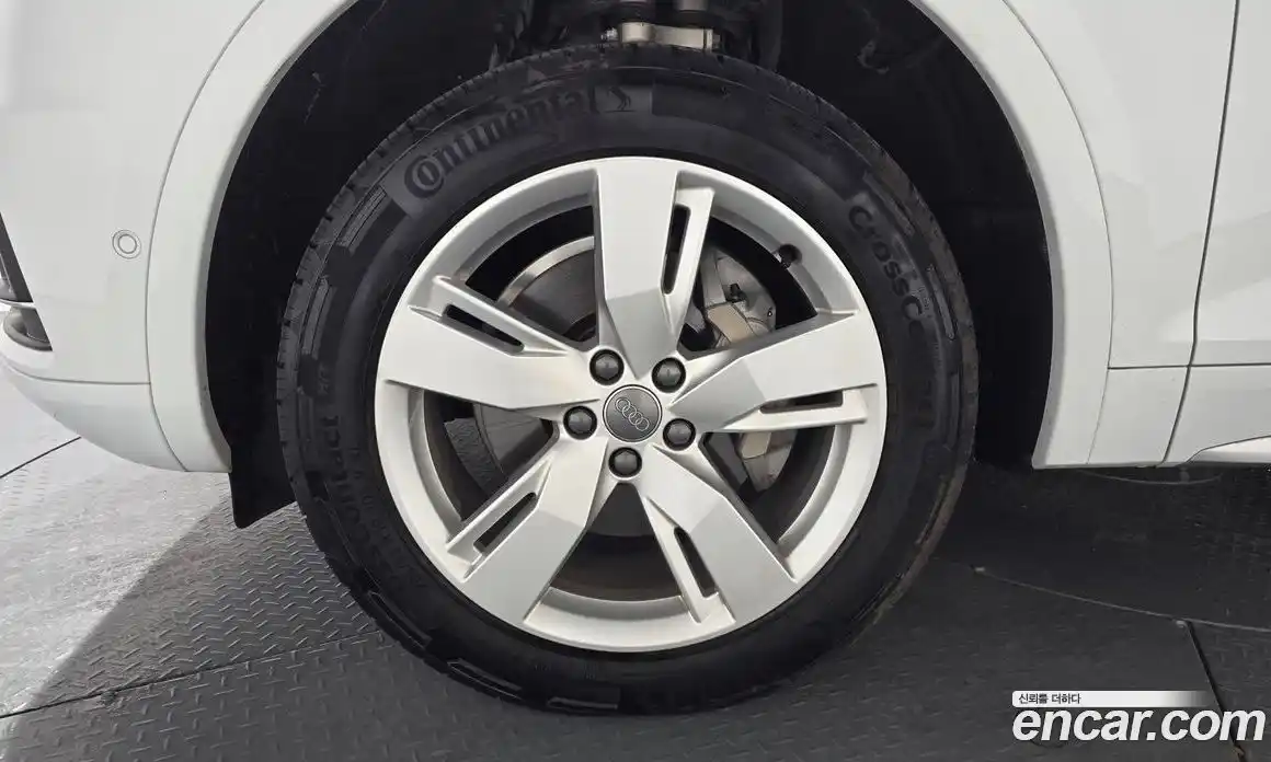 Audi Q5 2020 2.0 Автомат в Москве № 229851, фото 20