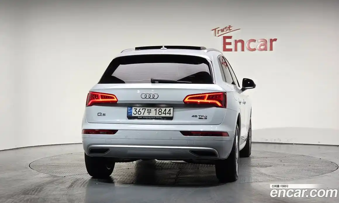 Audi Q5 2020 2.0 Автомат в Москве № 229851, фото 6