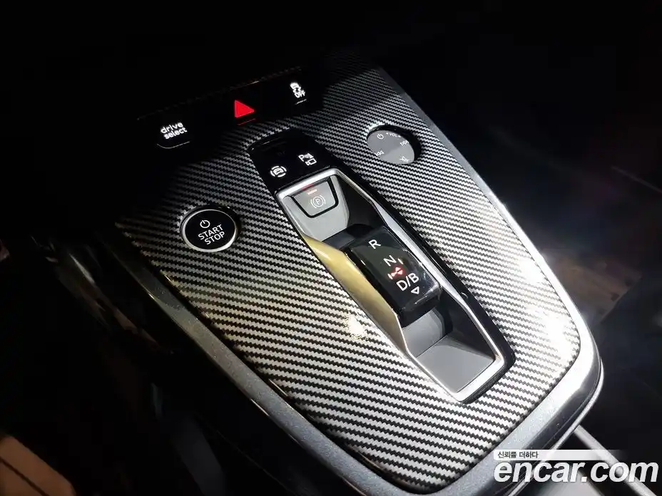 Audi Q4 e-tron 2025 0.2 Автомат в Москве № 230323, фото 9