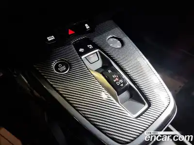 Audi Q4 e-tron 2025 0.2 Автомат в Москве № 230323, миниатюра 9