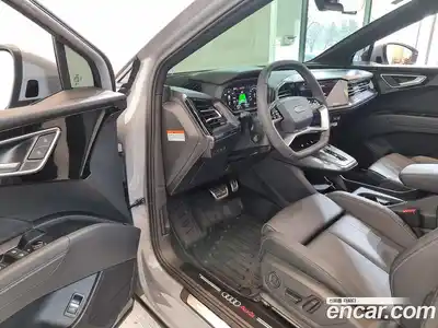 Audi Q4 e-tron 2025 0.2 Автомат в Москве № 230323, миниатюра 10