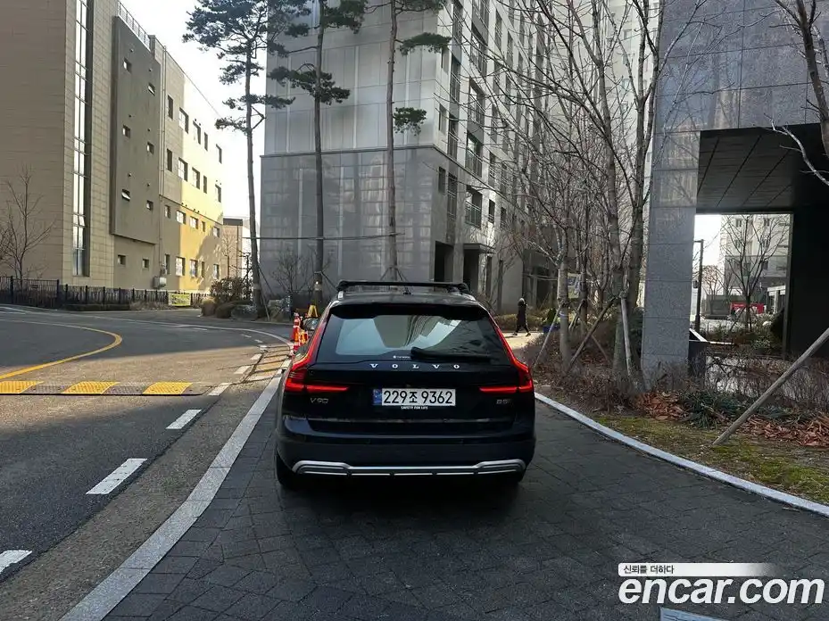 Volvo V90 2024 2.0 Автомат в Москве № 230876, фото 6